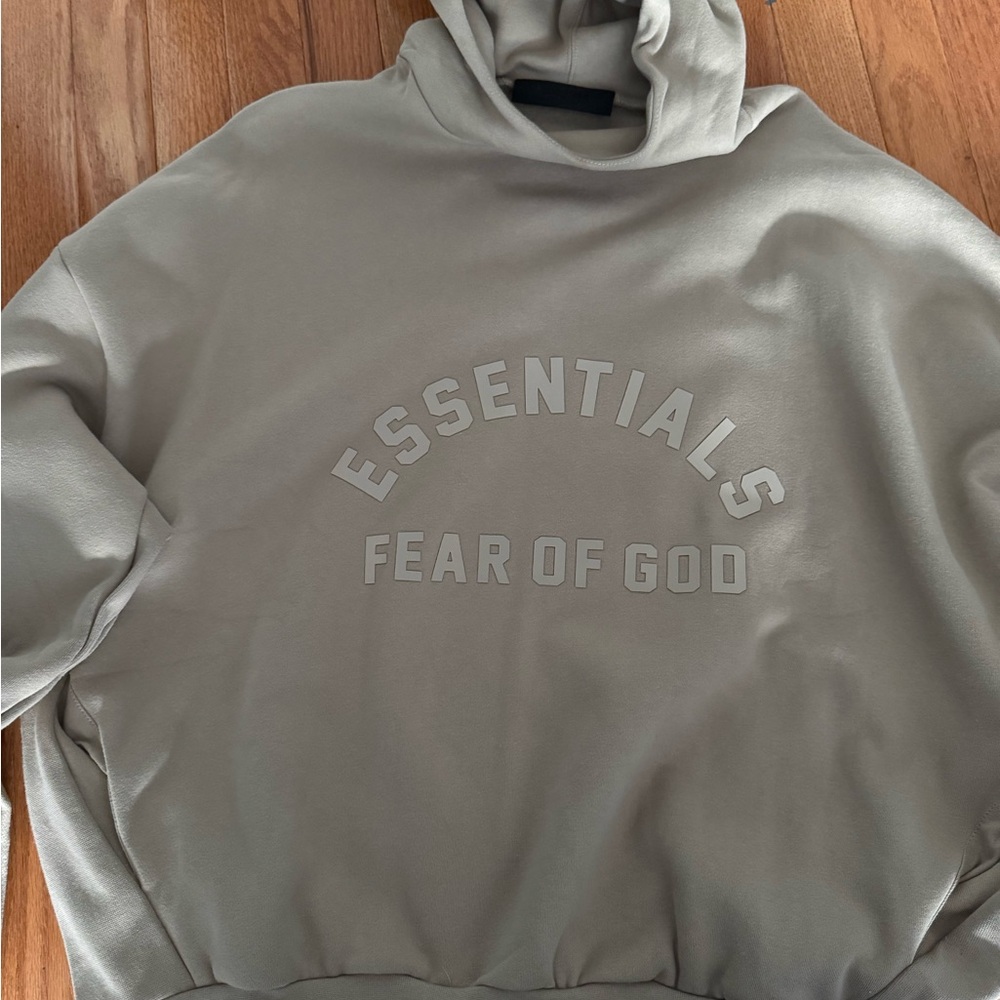 Men's Gray Hoodie